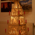 Weihnachtspyramide Märchenpyramide beleuchtet