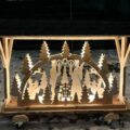 XL-Schwibbogen Engel & Bergmann beleuchtet